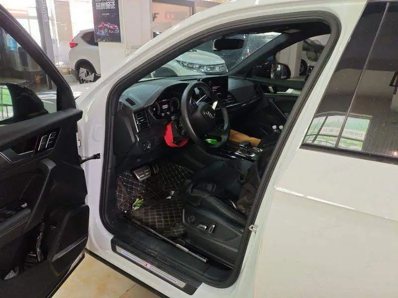 Audi Q5L 2024 45 TFSI Luxury Dynamic Edition — 8
