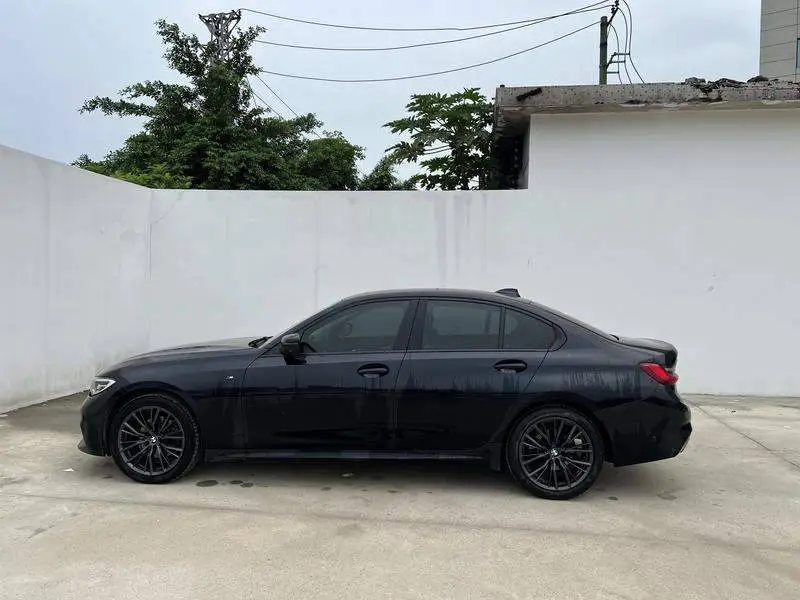 BMW 3 Series 2021 facelift 325i M Sport Night Edition — 3