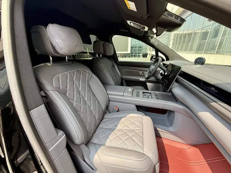 NIO ES8 2026 Six-Seat Executive Luxury Edition — 18