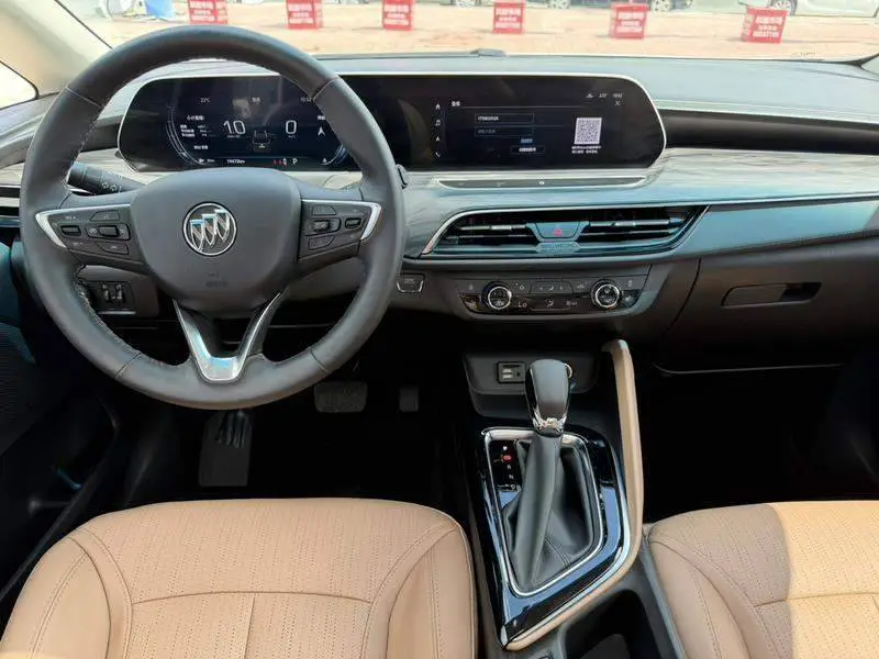 Buick GL6 2021 323T Mild Hybrid Connected Luxury — 7