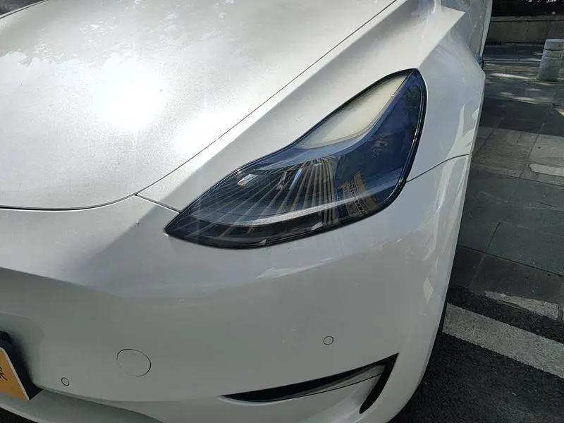 Model Y 2021 Long Range All-Wheel Drive — 8