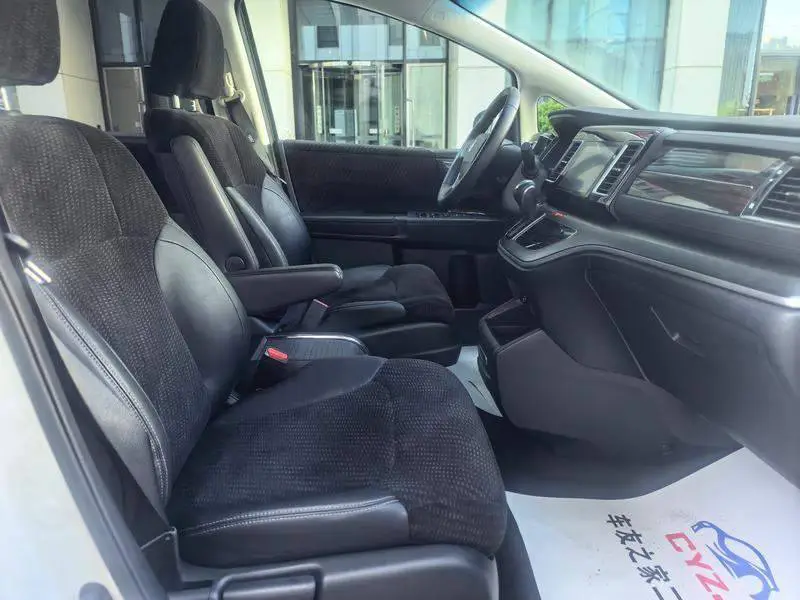 Elysion 2016 2.4L Comfort Edition — 9