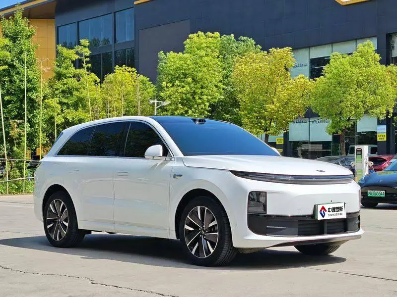 Ideal L6 2025 Pro Intelligent Refresh Edition — 3