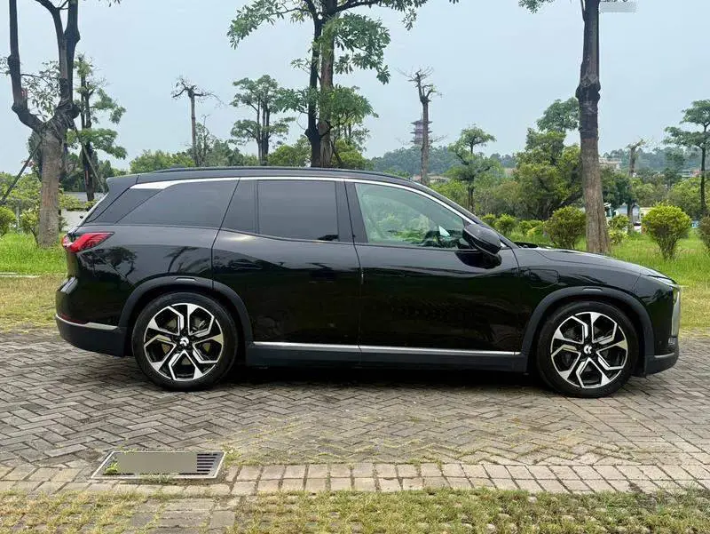 NIO ES8 2020 415KM Signature Edition Six-seat Edition — 7