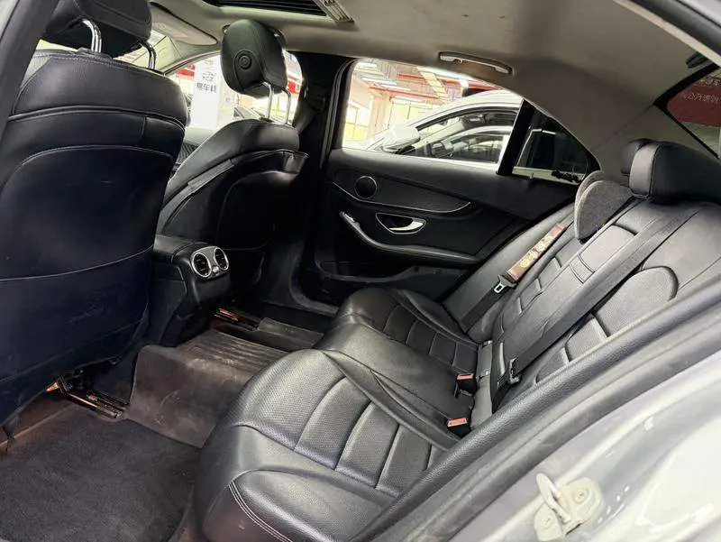 Mercedes-Benz C-Class 2015 C 180 L Sports — 19
