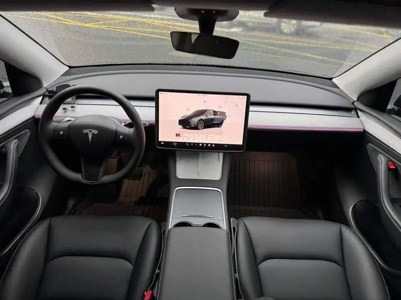 Model Y 2024 rear-wheel drive version — 6