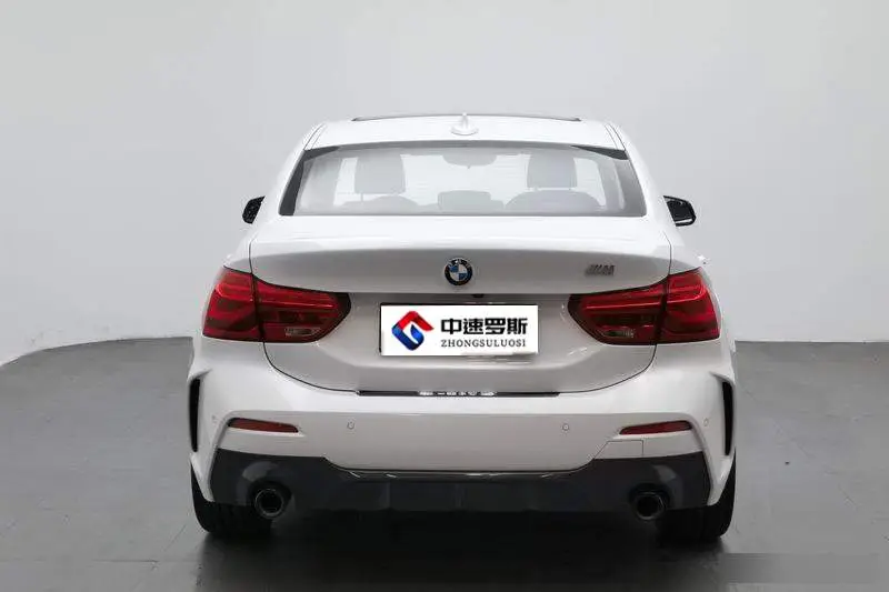 BMW 1 Series 2021 facelift 120i M Sport Night Edition — 3