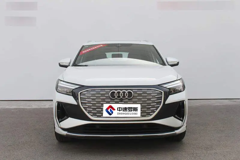 Audi Q4 e-tron 2024 40 e-tron Creative Edition — 2