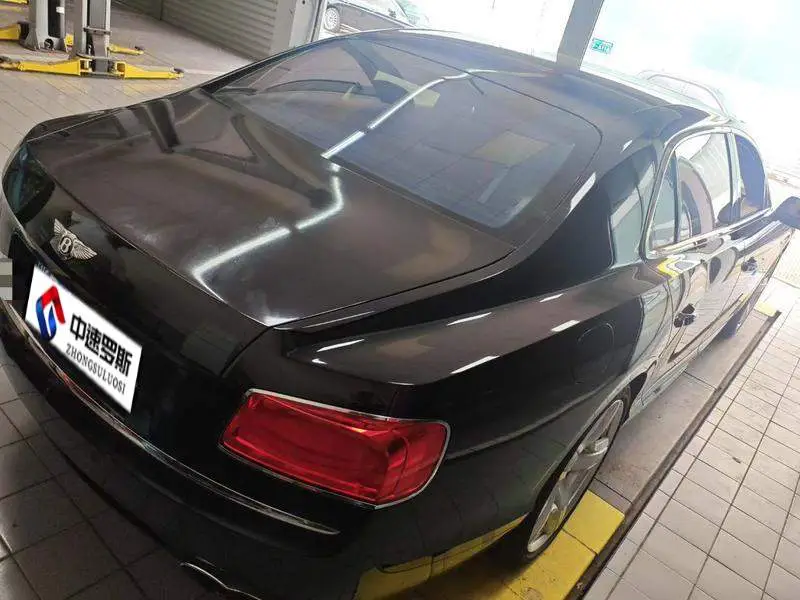 Flying 2014 4.0T V8 Premium Edition — 3