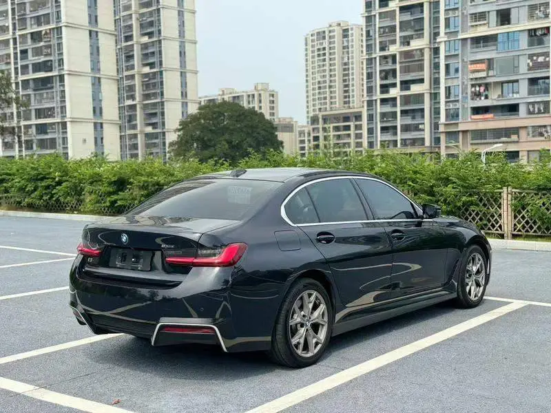 BMW i3 2022 eDrive 35 L — 5