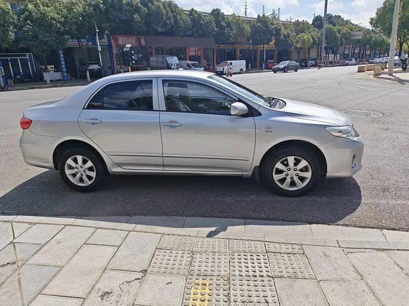 Corolla 2011 1.6L Manual GL — 7