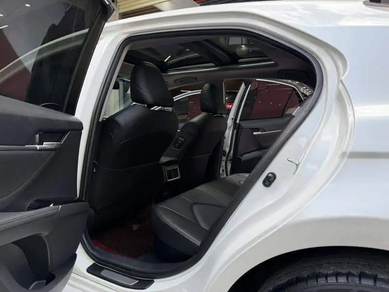 Camry 2021 Hybrid 2.5HG Luxury Edition — 7
