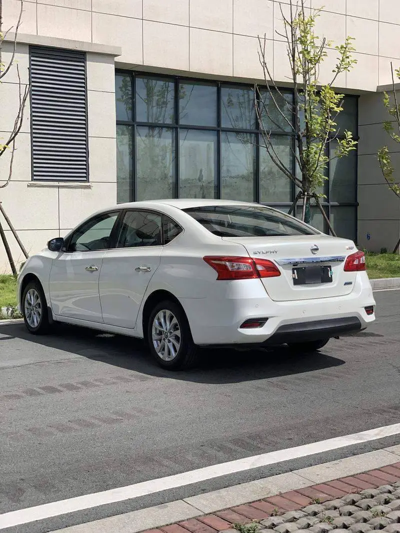 Sylphy 2019 1.6XV CVT Intelligent Link Premium Edition National VI — 5