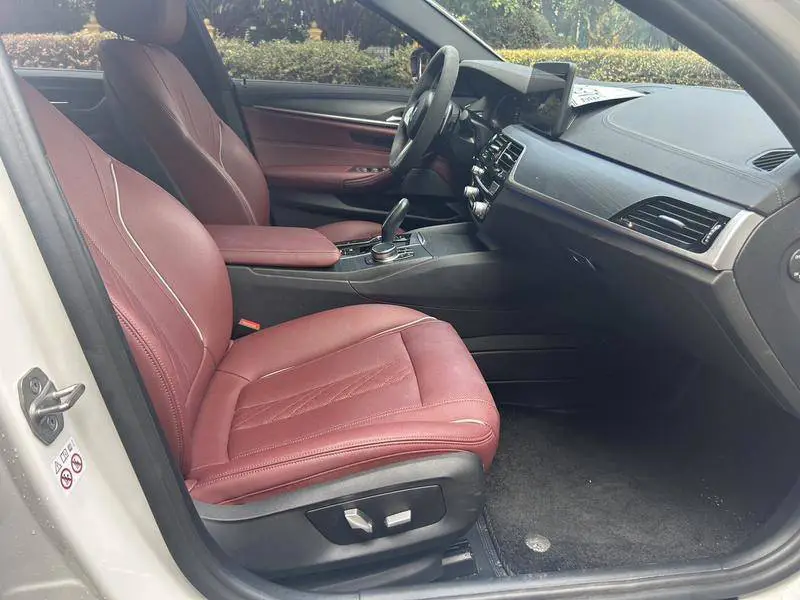 BMW 5 Series 2022 530Li facelift, leading M sports package — 10