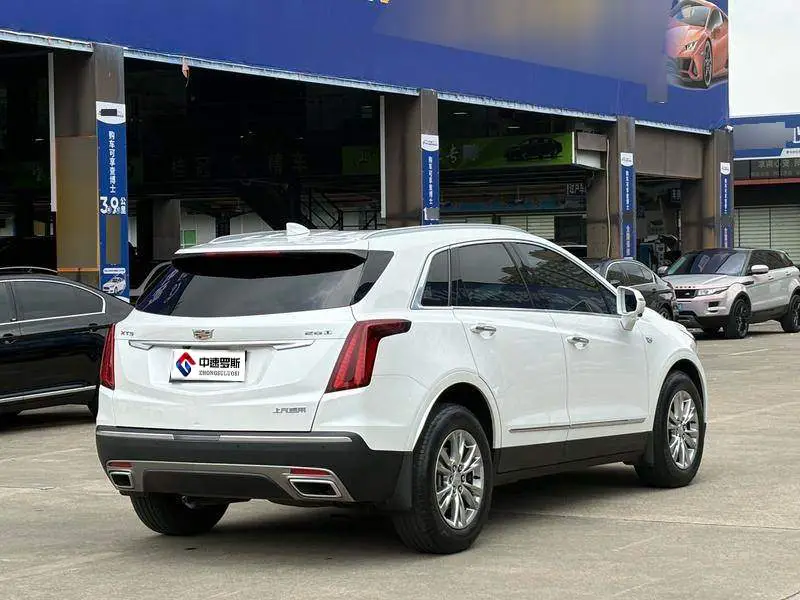 Cadillac XT5 2022 2.0T 2WD Luxury Model — 5