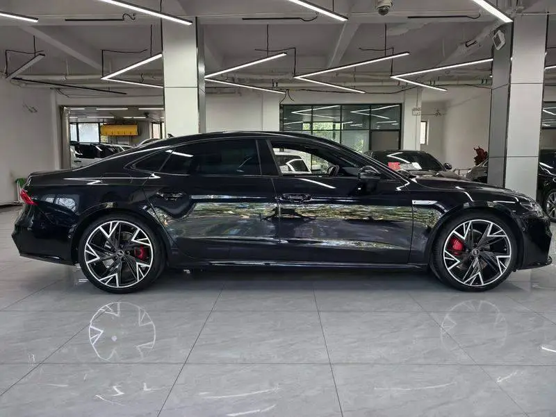 Audi A7L 2024 45 TFSI quattro S-line Shadow Warrior Edition — 7