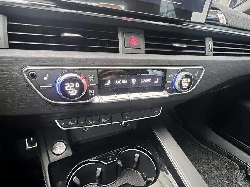 Audi A4L 2024 40 TFSI Luxury Dynamic Edition — 9