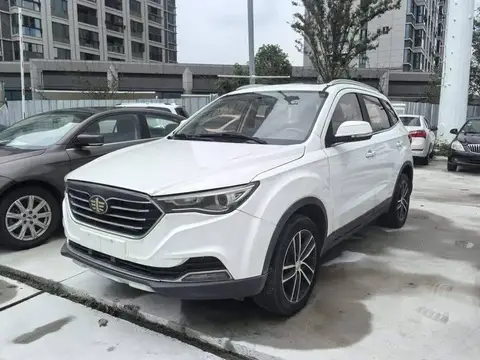 Pentium X40 2017 1.6L Automatic Luxury Model