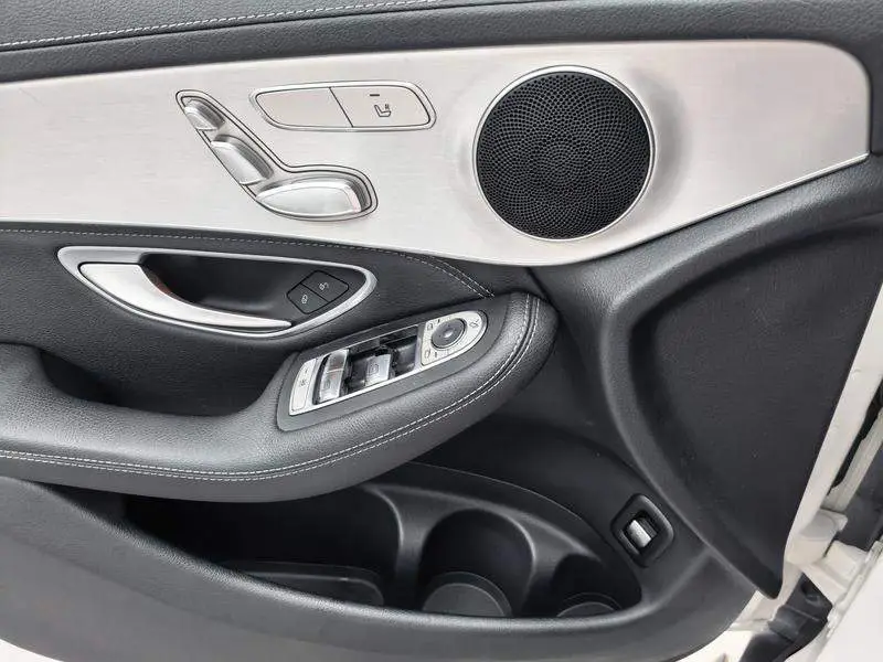 Mercedes-Benz GLC 2020 GLC 260 L 4MATIC Dynamic — 7