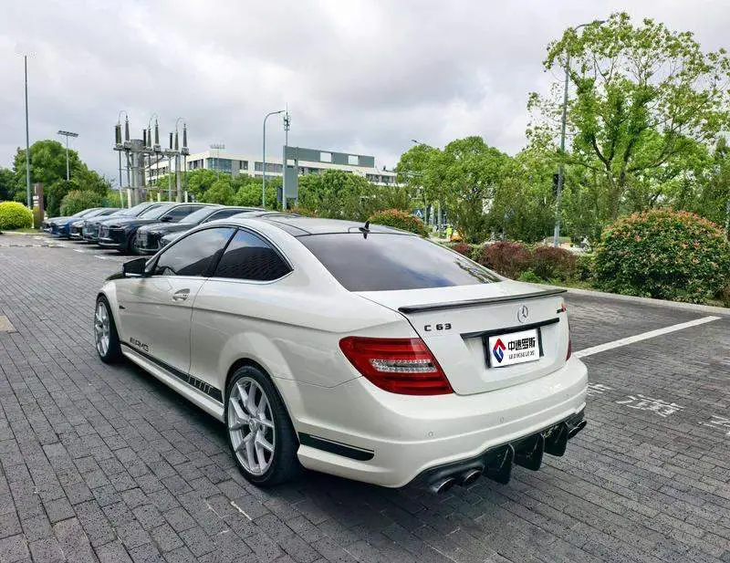 Mercedes-Benz C-Class AMG 2012 AMG C 63 Coupe Dynamic Edition — 5