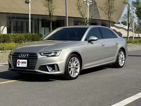 Audi A4L 2019 40 TFSI Fashion National VI — 1