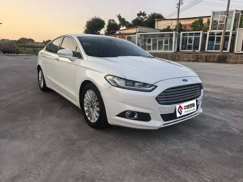Mondeo 2013 2.0L GTDi200 Luxury Model — 3