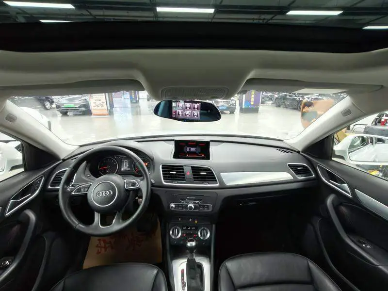 Audi Q3 2015 35 TFSI Progressive — 7