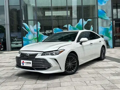 Asian Dragon 2019 2.0L XLE Premium Edition National VI