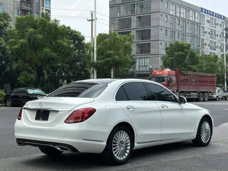 Mercedes-Benz C-Class 2015 facelifted C 200 L — 7