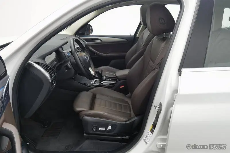 BMW iX3 2021 facelifted Pioneer model — 17