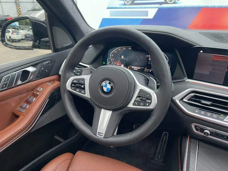 BMW X7 2021 xDrive40i Premium M Sport Package — 13