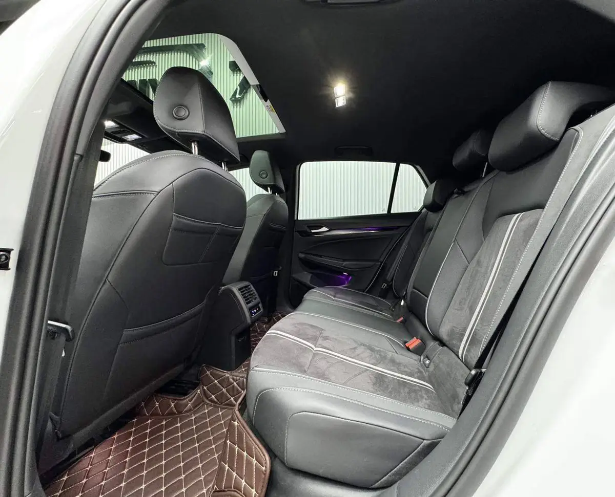Golf 2023 facelift 280TSI DSG R-Line Lite — 10