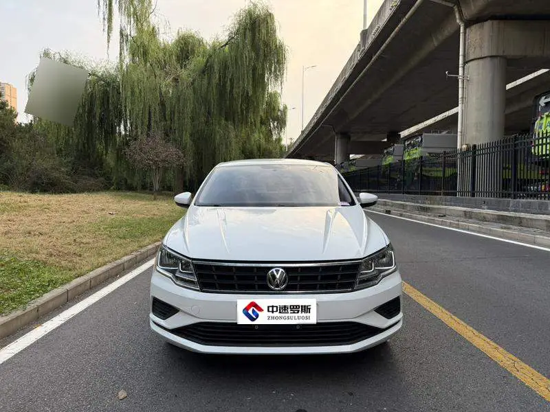 Jetta 2017 1.5L Automatic Fashion Model — 2