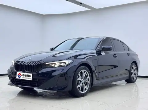 BMW i3 2025 eDrive 35 L