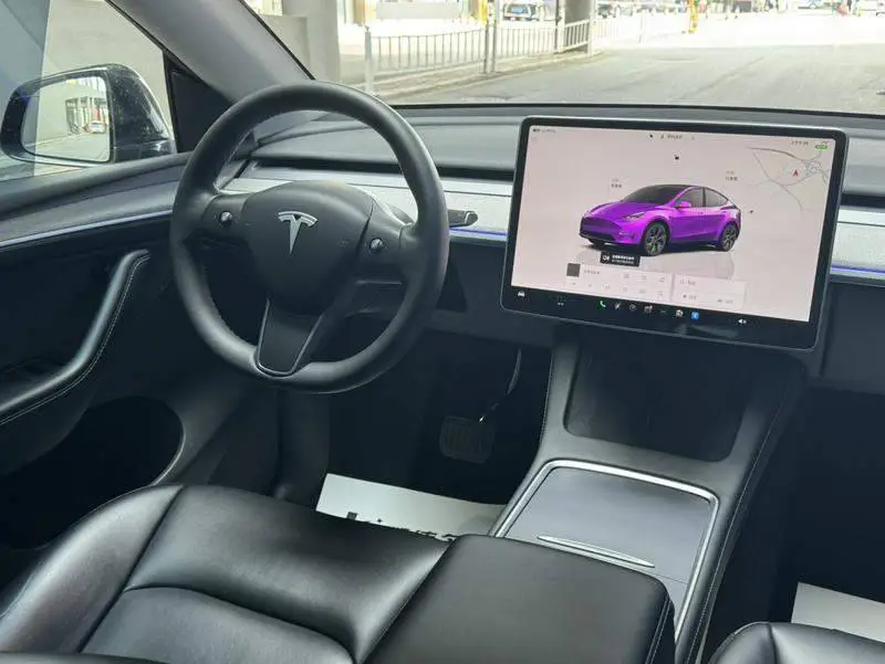 Model Y 2024 rear-wheel drive version — 13