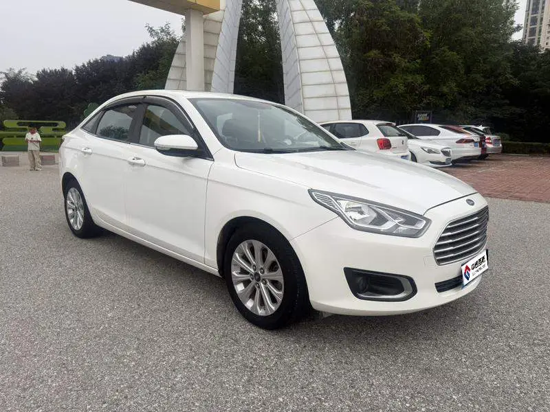 Furis 2015 1.5L Automatic Fashion Model — 3
