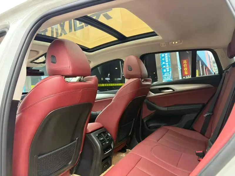 BMW X4 2022 xDrive 25i M Sport Package — 16