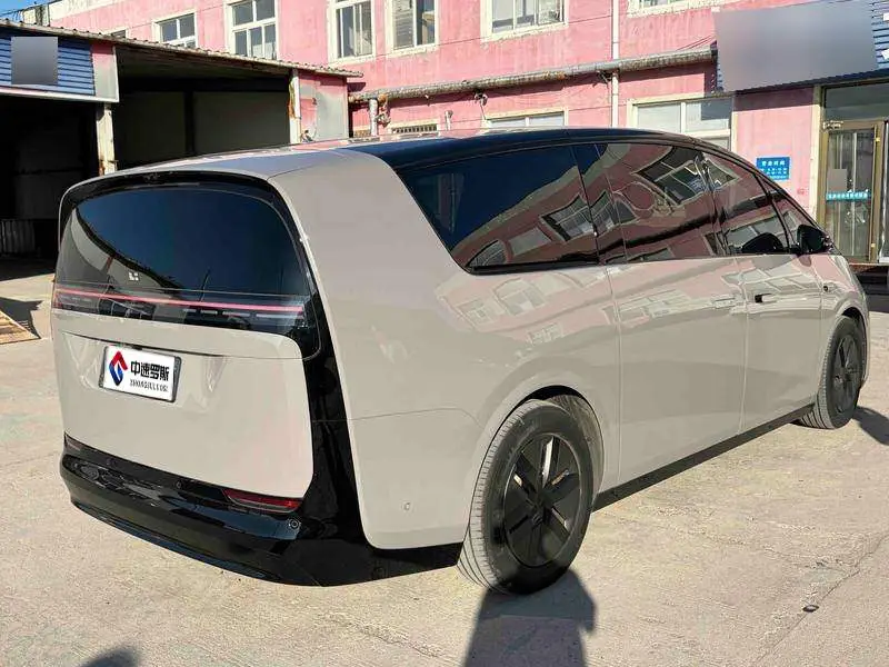 Ideal MEGA 2024 Ultra — 3