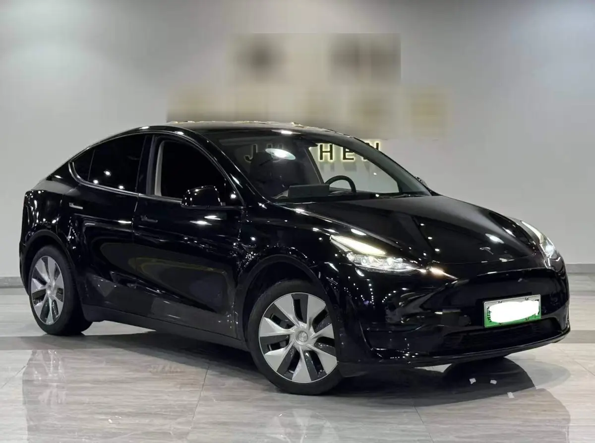 Model Y 2022 facelifted rear-wheel drive version — 3