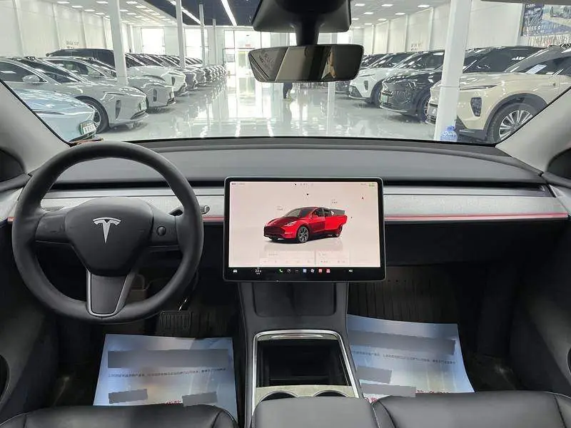 Model Y 2023 rear-wheel drive version — 9