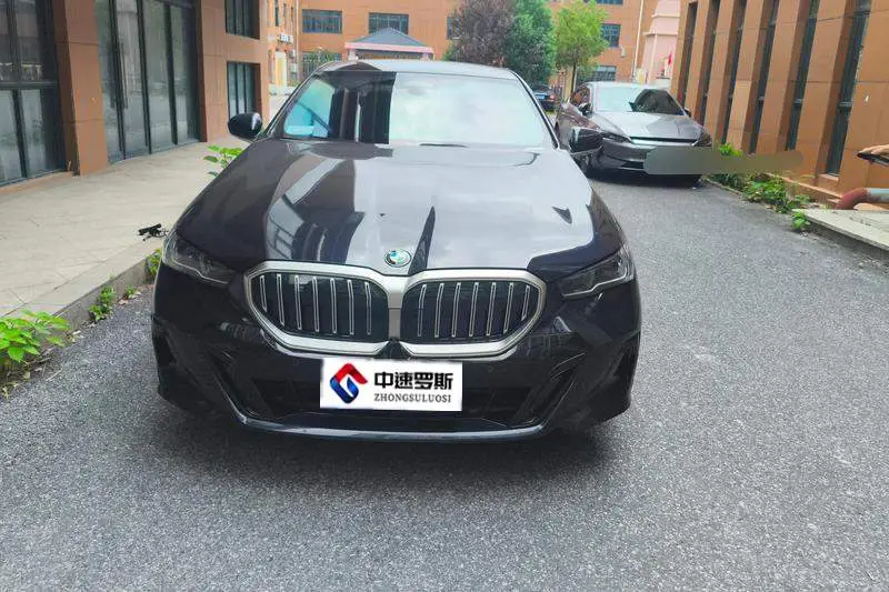 BMW 5 Series 2025 525Li M Sport Package — 2