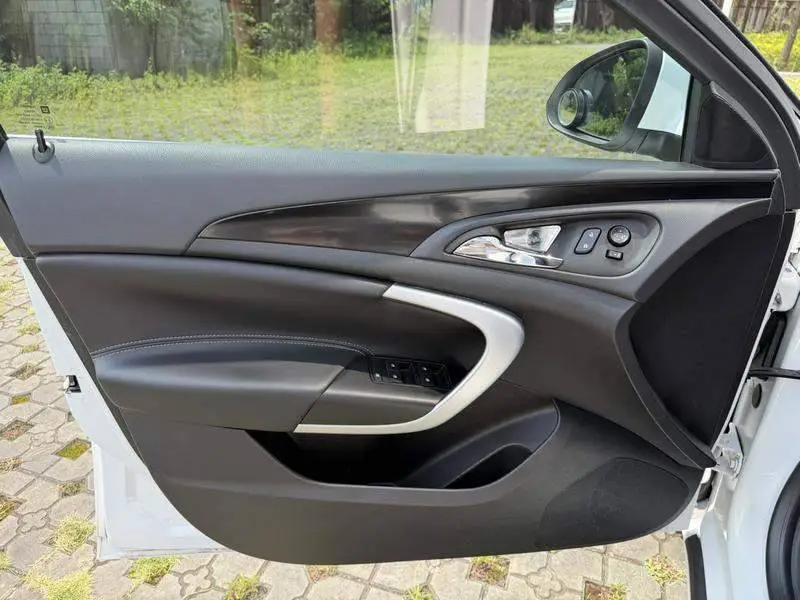 Regal 2014 1.6T Fashion Technology Model — 8