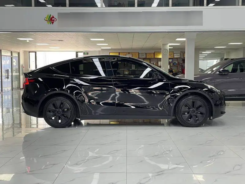 Model Y 2023 rear-wheel drive version — 7