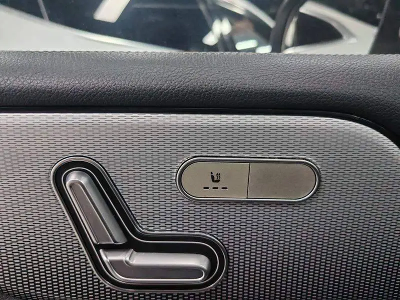 Mercedes-Benz GLB 2020 GLB 180 Dynamic — 8