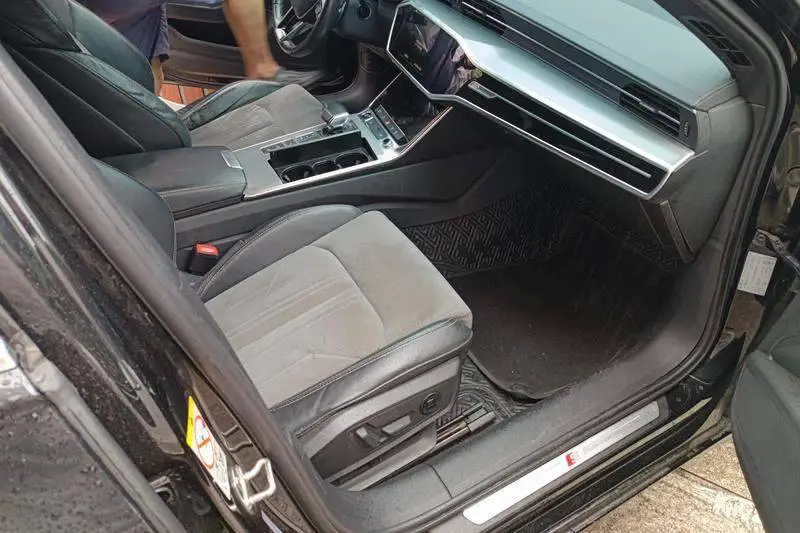 Audi A6L 2022 40 TFSI Luxury Dynamic Edition — 6