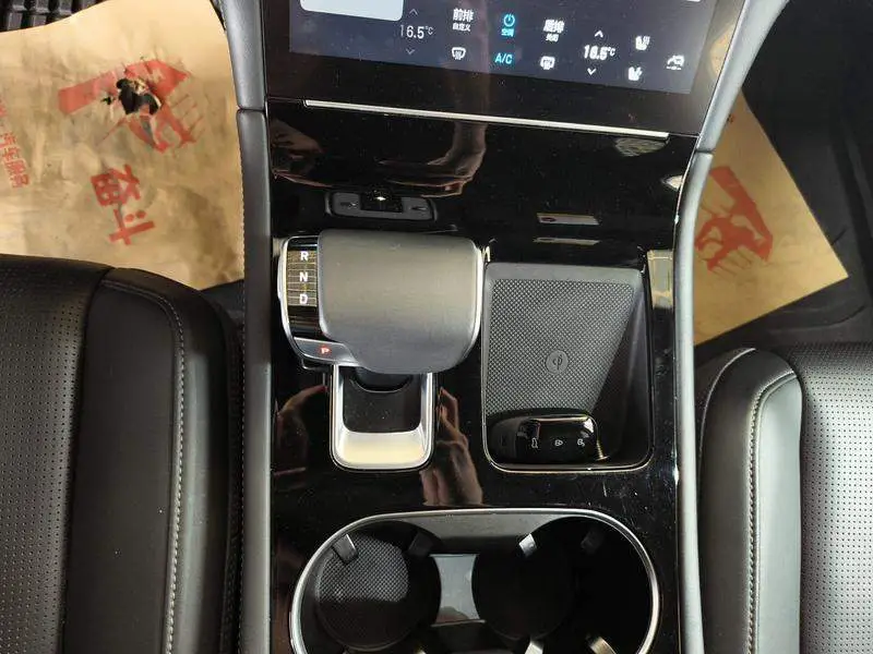 Ideal ONE 2020 Extended Range 6-seater Edition — 9