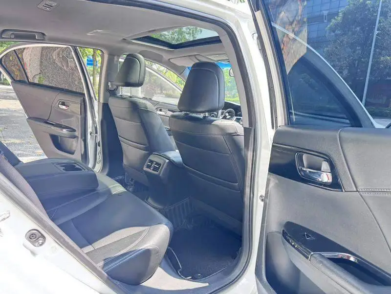 Accord 2016 2.0L Elite Edition — 9