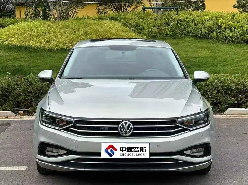 Magotan 2020 280TSI DSG Comfort Edition — 2