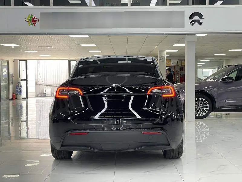 Model Y 2023 rear-wheel drive version — 5
