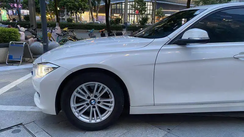 BMW 3 Series 2015 320Li Super Joy Fashion Edition — 12